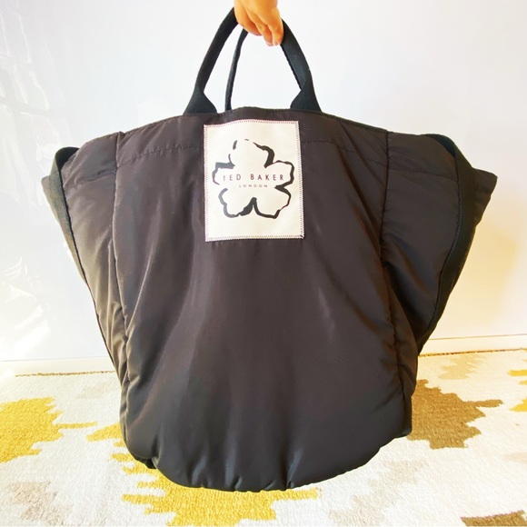 Ted Baker London Cayana Unisex Extra Large Tote - Picture 6 of 14